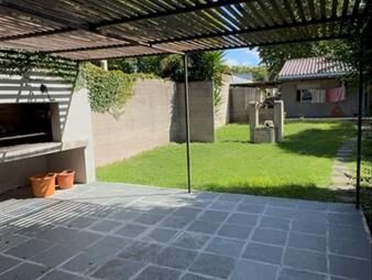 https://web5.gallito.com.uy/venta-de-casa-2-dormitorios-proximo-british-y-jesus-maria-inmuebles-27093195