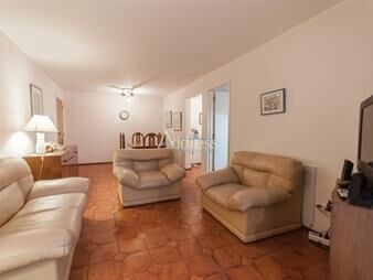 https://web5.gallito.com.uy/mansa-primera-linea-inmuebles-16300946