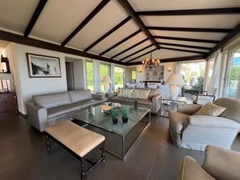 https://www.gallito.com.uy/casa-en-primera-linea-frente-al-mar-mansa-inmuebles-26204248