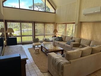 https://www.gallito.com.uy/excelente-casa-en-lugano-inmuebles-22911649