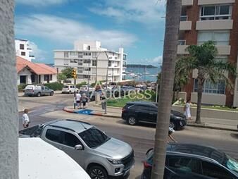 https://web5.gallito.com.uy/impecable-apartamento-tradicional-de-peninsula-inmuebles-23418900