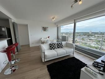 https://www.gallito.com.uy/apartamento-en-venta-en-playa-mansa-zona-hotel-enjoy-punta-inmuebles-23465168