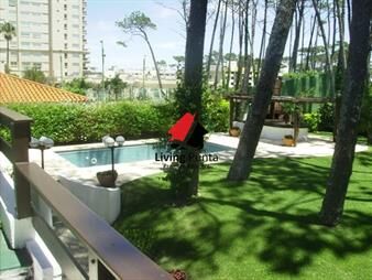 https://web5.gallito.com.uy/casa-en-mansa-4-dormitorios-inmuebles-26427169