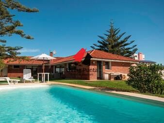 https://web5.gallito.com.uy/casa-en-punta-del-este-playa-mansa-4-dormitorios-piscin-inmuebles-23434809