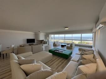 https://web5.gallito.com.uy/brava-frente-al-mar-inmuebles-27096651