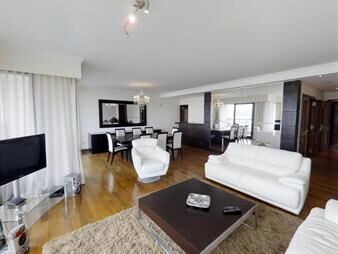 https://web5.gallito.com.uy/venta-de-apartamento-3-suites-servicio-y-garaje-en-rambla-inmuebles-24867332