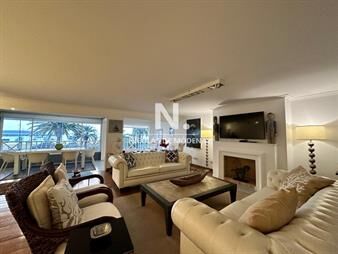 https://web5.gallito.com.uy/vende-esplendido-apartamento-de-3-dormitorios-con-vista-a-inmuebles-26033149