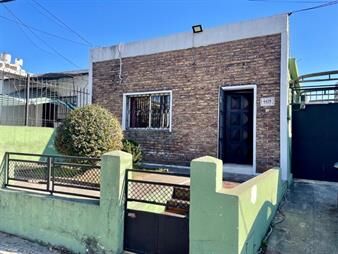 https://web5.gallito.com.uy/venta-casa-con-apartamento-y-garage-en-la-union-inmuebles-27112388
