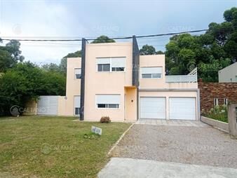 https://www.gallito.com.uy/venta-casa-4-dormitorios-pinares-punta-del-este-inmuebles-27112950