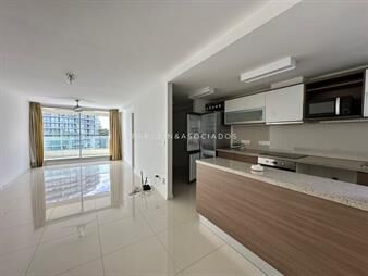 https://web5.gallito.com.uy/apartamento-de-3-dormitorios-en-venta-en-gala-vista-punta-inmuebles-25851731