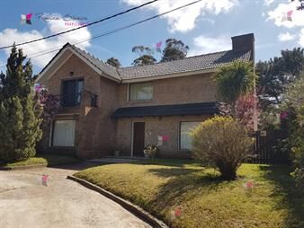 https://web5.gallito.com.uy/casa-en-bo-cordoba-3-dormitorios-inmuebles-27117614