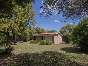https://web5.gallito.com.uy/vendo-casa-quinta-con-galpon-en-paso-de-la-arena-inmuebles-25611282