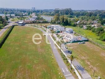 https://web5.gallito.com.uy/terreno-en-venta-en-la-reserva-lagos-inmuebles-26221384