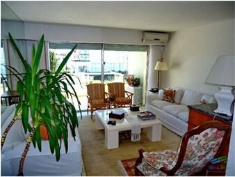 https://www.gallito.com.uy/apartamento-en-mansa-3-dormitorios-inmuebles-22537289