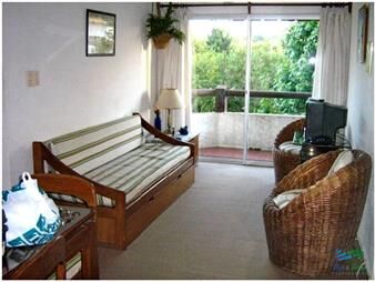 https://web5.gallito.com.uy/en-alquiler-ubicado-en-zona-de-aidy-grill-a-pocas-cuadra-inmuebles-22537304
