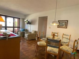 https://web5.gallito.com.uy/en-venta-apartamento-2-dormitorios-en-playa-mansa-punta-de-inmuebles-26139659