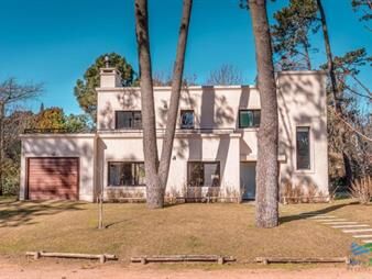 https://www.gallito.com.uy/se-alquila-anual-casa-de-3-dormitorios-en-barrio-privado-co-inmuebles-25454667