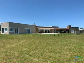 https://www.gallito.com.uy/moderna-casa-en-el-quijote-en-venta-y-alquiler-inmuebles-25311486