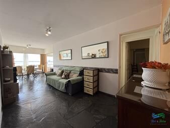 https://web5.gallito.com.uy/en-venta-apartamento-2-dormitorios-con-vista-al-mar-en-peni-inmuebles-27124665