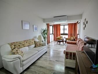 https://web5.gallito.com.uy/muy-lindo-apartamento-ubicado-sobre-playa-brava-cuarto-pi-inmuebles-22537487