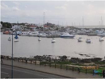 https://web5.gallito.com.uy/apartamento-en-peninsula-3-dormitorios-inmuebles-22537494