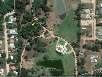 https://web5.gallito.com.uy/venta-de-terreno-en-playa-mansa-con-entorno-de-campo-proxim-inmuebles-23340527