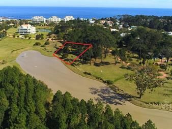 https://web5.gallito.com.uy/venta-del-terreno-en-barrio-privado-punta-del-este-inmuebles-22538670
