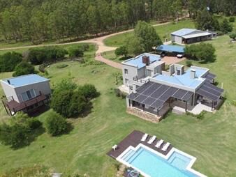 https://www.gallito.com.uy/espectacular-campo-con-todas-las-comodidades-y-mas-a-1-hor-inmuebles-24708874