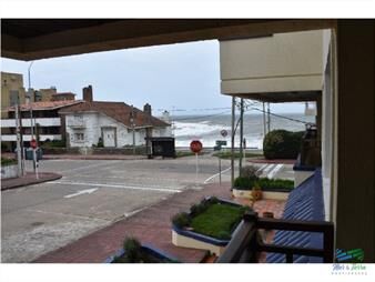 https://www.gallito.com.uy/apartamento-en-peninsula-2-dormitorios-inmuebles-22537998