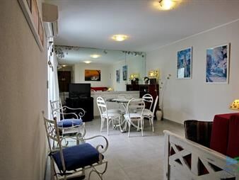 https://web5.gallito.com.uy/en-alquiler-y-venta-muy-lindo-apto-en-el-corazon-de-la-inmuebles-22538057