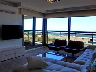 https://web5.gallito.com.uy/apartamento-de-3-dormitorios-primera-linea-frente-al-mar-inmuebles-22538022