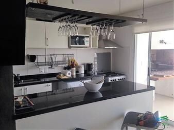 https://web5.gallito.com.uy/aidy-grill-apto-de-2-dorm-en-edificio-con-servicios-inmuebles-22538020