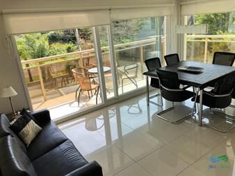 https://web5.gallito.com.uy/en-venta-excelente-oportunidad-edificio-con-servicios-inmuebles-22537932