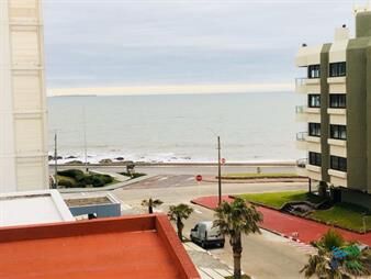 https://web5.gallito.com.uy/en-venta-apartamento-en-peninsula-a-pasitos-del-mar-pl-inmuebles-22537926