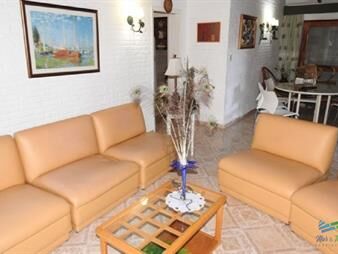 https://web5.gallito.com.uy/vendo-casa-3-dormitorios-en-aidy-grill-punta-del-este-inmuebles-22537914