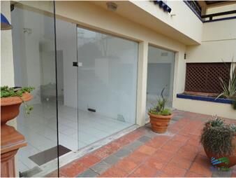 https://www.gallito.com.uy/local-en-punta-del-este-peninsula-inmuebles-22537880