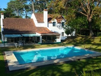 https://web5.gallito.com.uy/casa-en-mansa-4-dormitorios-inmuebles-22537758