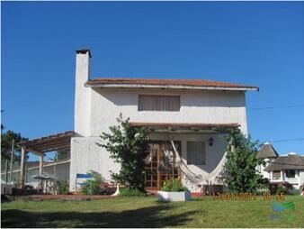 https://web5.gallito.com.uy/casa-en-punta-del-este-pinares-inmuebles-22537739