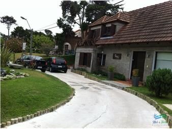 https://web5.gallito.com.uy/casa-en-rincã³n-del-indio-3-dormitorios-inmuebles-22537720