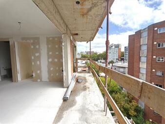 https://web5.gallito.com.uy/venta-apartamento-1-dormitorio-en-cordon-con-parrillero-y-t-inmuebles-26869607