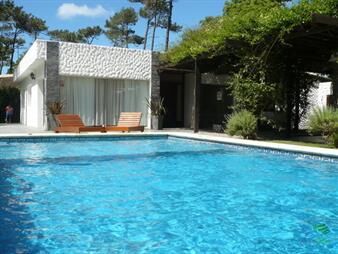 https://web5.gallito.com.uy/vendo-casa-3-dormitorios-con-piscina-en-rincã³n-del-indio-inmuebles-22537692