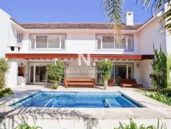 https://web5.gallito.com.uy/espectacular-casa-moderna-y-bien-equipada-en-venta-en-mont-inmuebles-25034892