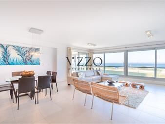 https://web5.gallito.com.uy/venta-y-alquiler-de-departamento-con-tres-dormitorios-mas-d-inmuebles-25649487
