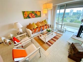https://web5.gallito.com.uy/apartamento-en-venta-en-roosevelt-inmuebles-27085755