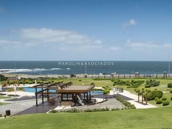 https://web5.gallito.com.uy/apartamento-en-venta-con-2-dormitorios-en-primera-linea-en-inmuebles-21285550