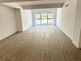 https://www.gallito.com.uy/apartamento-a-estrenar-en-roosevelt-1-dormitorio-inmuebles-27149627