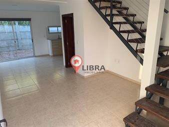 https://web5.gallito.com.uy/hermoso-duplex-con-2-dorm-patio-y-cochera-inmuebles-26026689