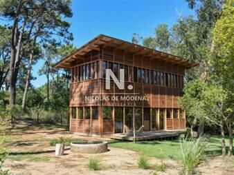 https://web5.gallito.com.uy/vende-casa-de-3-dormitorios-de-2-plantas-en-la-barra-inmuebles-27150835