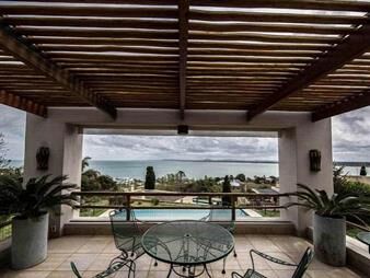 https://web5.gallito.com.uy/lomo-de-la-ballena-mar-mediterraneo-inmuebles-27155816