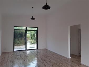 https://www.gallito.com.uy/1-maria-de-monserrat-los-altos-ii-casa-03-inmuebles-27155933